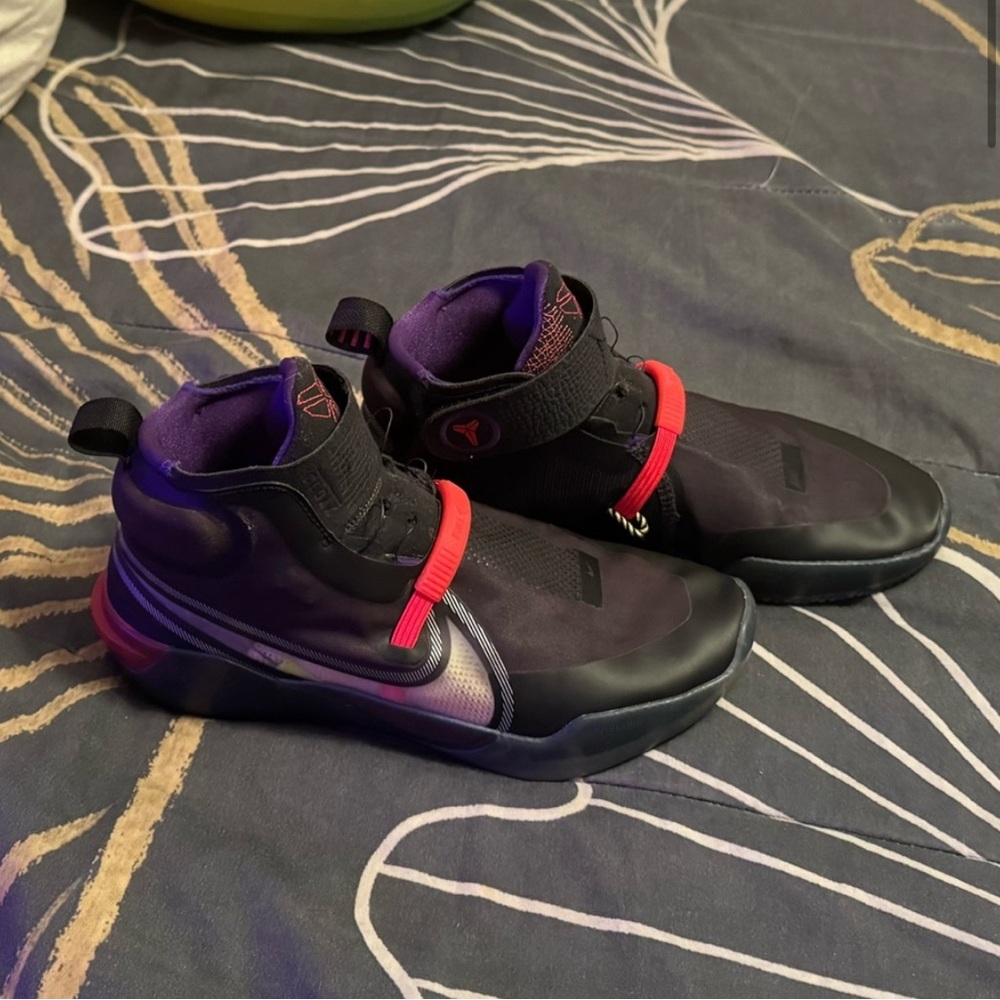 Nike Kobe Bryant AD NXT Fast Fit Sneakers “Off Noir” 8.5 Mens’sRare Lightly Worn